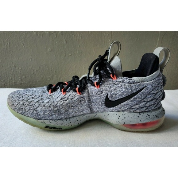 Nike LeBron 15 Low Melon AO1755 005 2018 size 9 main image 6